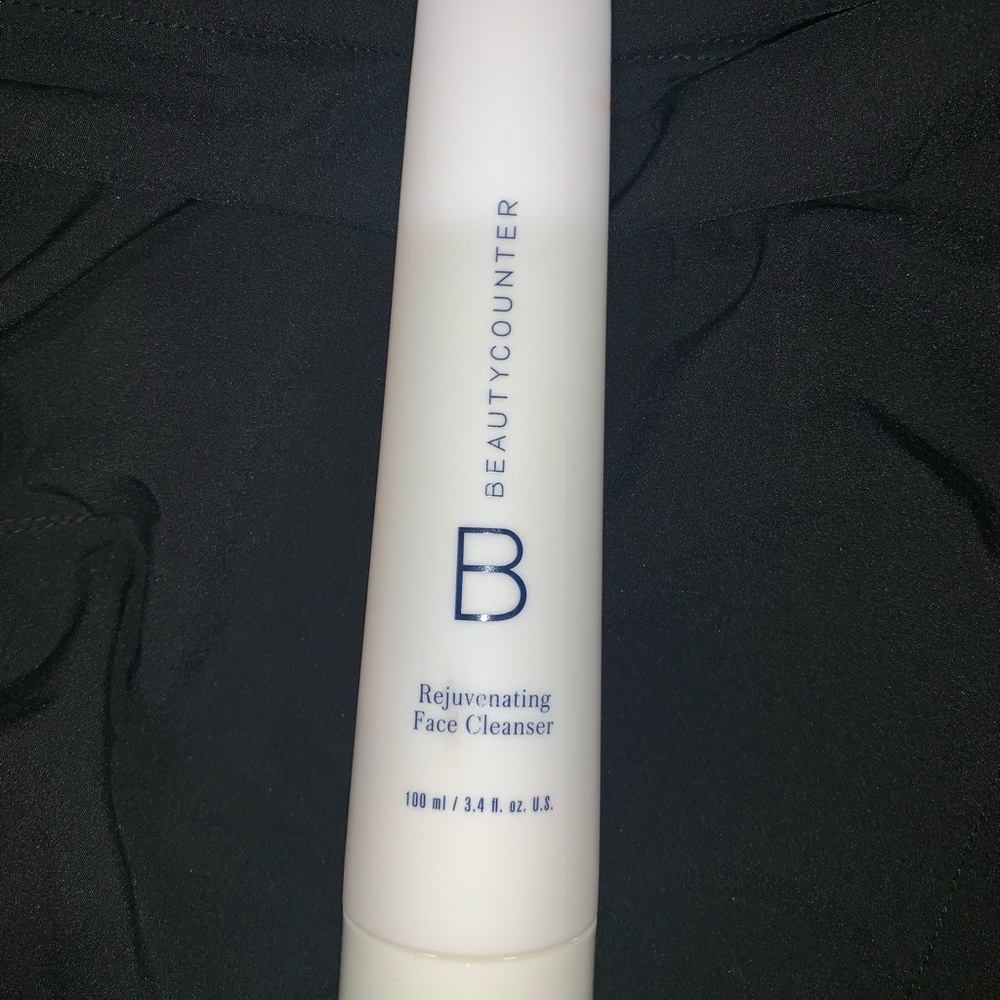 BeautyCounter Rejuvenating Face Cleanser
